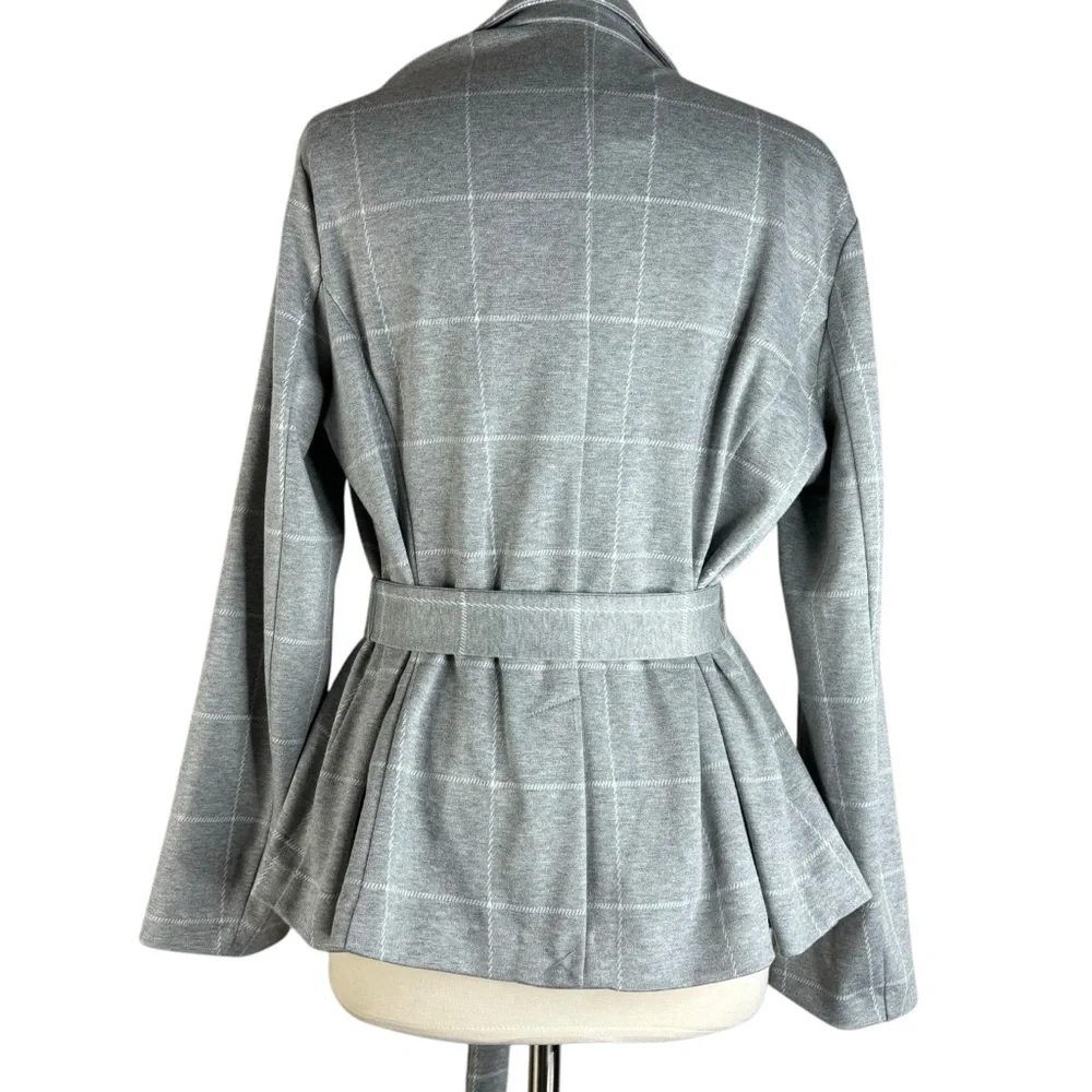 New C Est 1946 Womens Grey / White Window Pane Light Weight Jacket Size Large